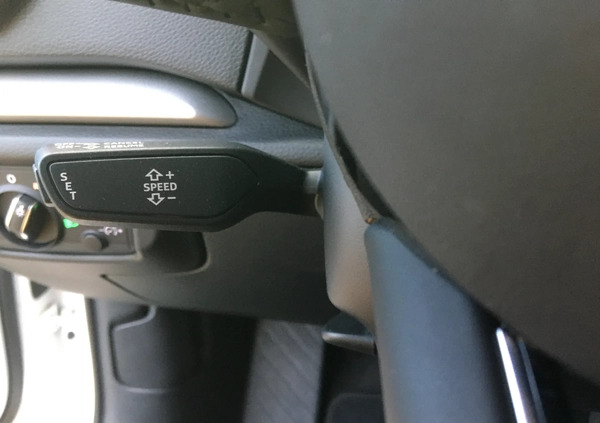Audi A3 cena 84900 przebieg: 39911, rok produkcji 2019 z Józefów małe 254